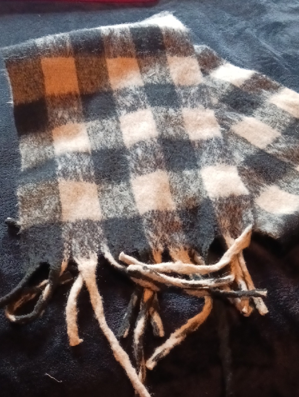 Scarf - Picture 2 of 3